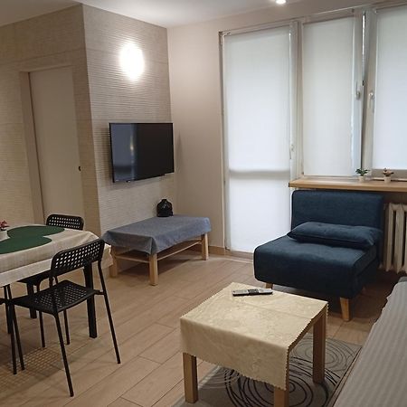 צ'סטוצ'ובה Apartament Zacisze מראה חיצוני תמונה
