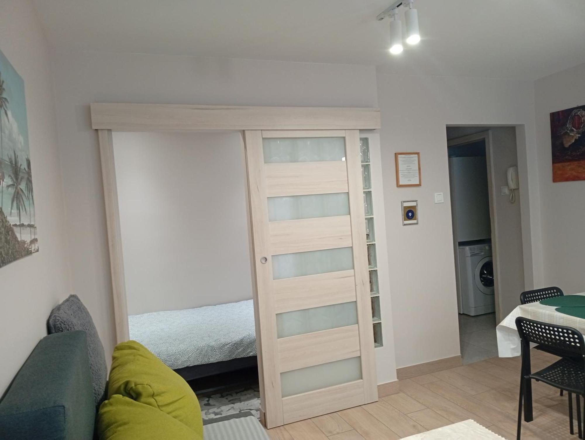 צ'סטוצ'ובה Apartament Zacisze מראה חיצוני תמונה